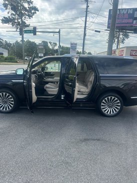 Used 2019 Lincoln Navigator L Reserve image 4