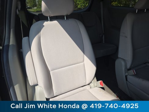 Used 2020 Kia Sedona LX image 20