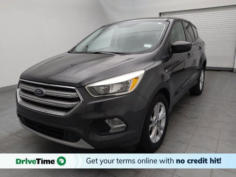 Used 2017 Ford Escape SE image 1
