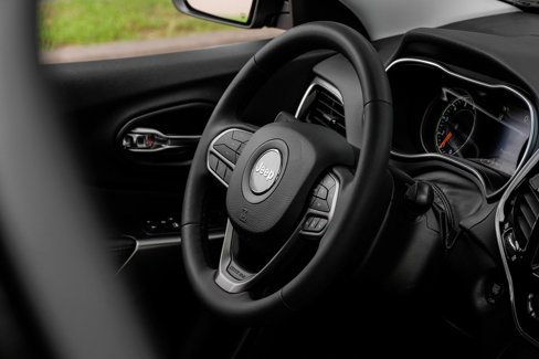 Used 2021 Jeep Cherokee Limited w/ Elite Package image 25