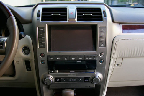Used 2015 Lexus GX 460 w/ Premium Package image 22