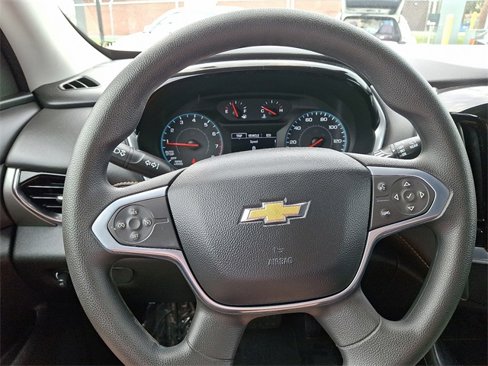Used 2021 Chevrolet Traverse LS image 19