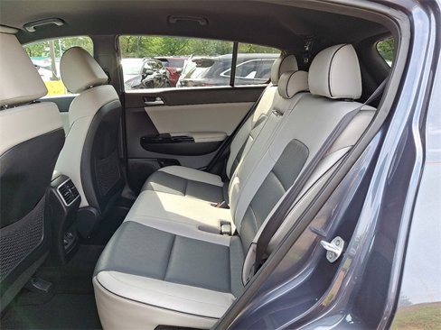 Used 2018 Kia Sportage EX w/ EX Sport Appearance Package image 10
