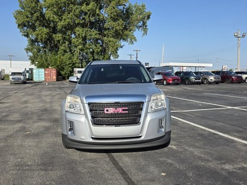 Used 2014 GMC Terrain SLE image 2