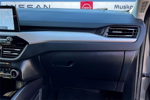 Used 2022 Ford Escape SEL image 23