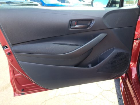 New 2025 Toyota Corolla LE image 15