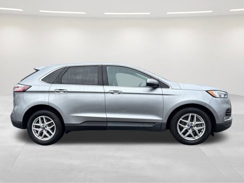 Used 2021 Ford Edge SEL image 6
