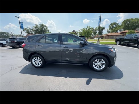 Used 2018 Chevrolet Equinox LS image 9