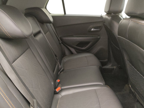 Used 2019 Chevrolet Trax LT w/ LT Convenience Package image 19