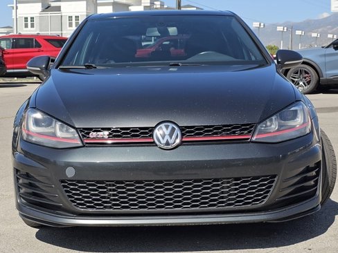 Used 2017 Volkswagen GTI SE image 3