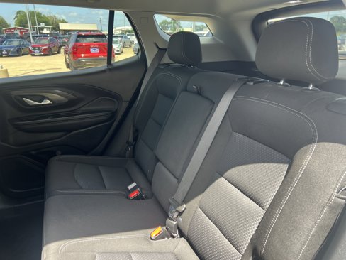 Used 2024 GMC Terrain SLE image 6