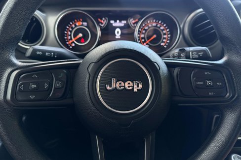 Used 2022 Jeep Wrangler Sport image 26