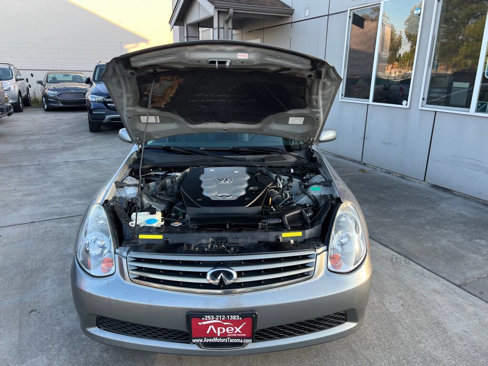Used 2005 INFINITI G35 x Sedan w/ (P03) Premium Pkg C image 11