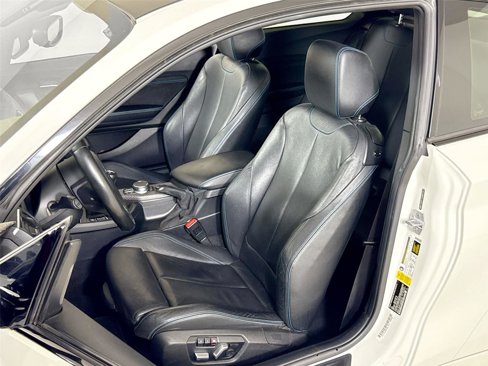 Used 2018 BMW M2 image 10