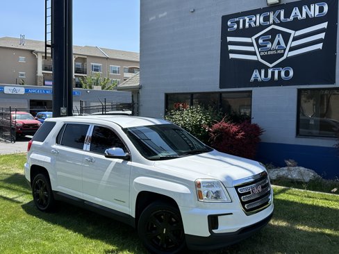 Used 2017 GMC Terrain SLE image 2