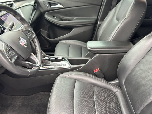 Used 2020 Buick Encore GX Essence w/ Experience Buick Package image 13