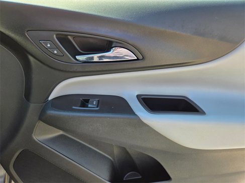 Used 2022 Chevrolet Equinox LT image 22