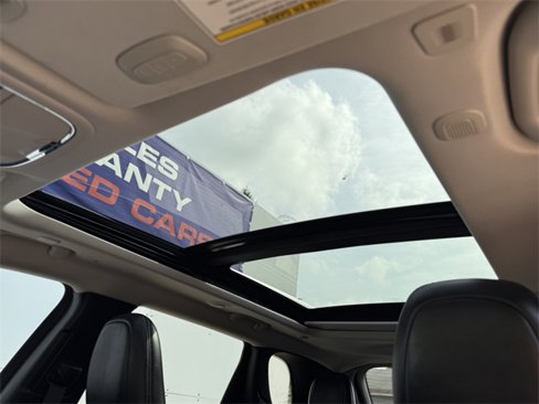 Used 2019 Jeep Cherokee Limited image 7