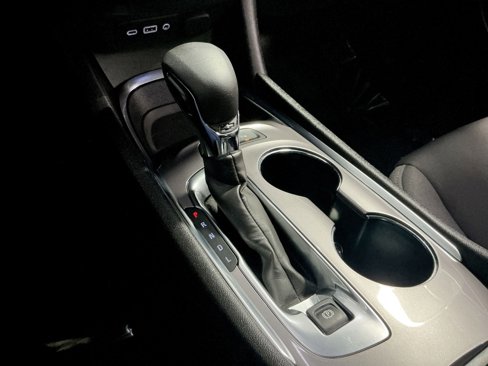 Used 2022 Chevrolet Malibu LT image 30