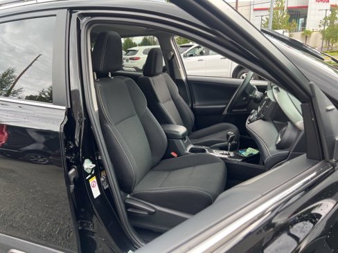 Used 2018 Toyota RAV4 Adventure image 24