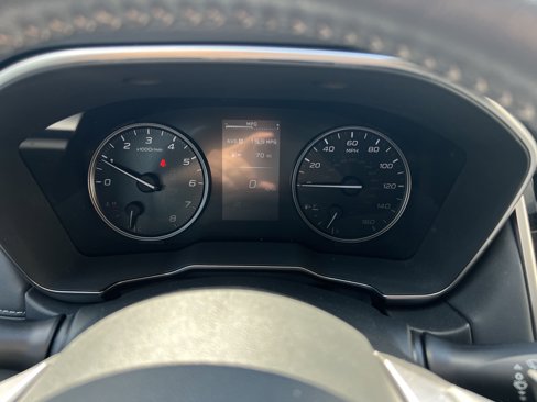 Used 2020 Subaru Outback Limited image 21