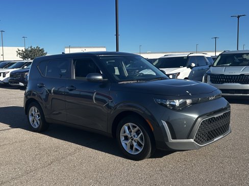 Used 2023 Kia Soul LX w/ Option Group 015 image 4