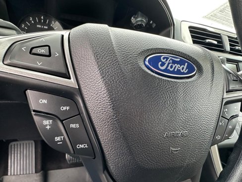 Used 2017 Ford Fusion S image 34