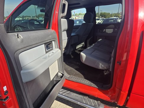 Used 2014 Ford F150 XLT w/ Equipment Group 302A Luxury image 10
