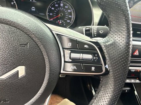 Used 2022 Kia Forte GT-Line w/ GT-Line Premium Package image 32