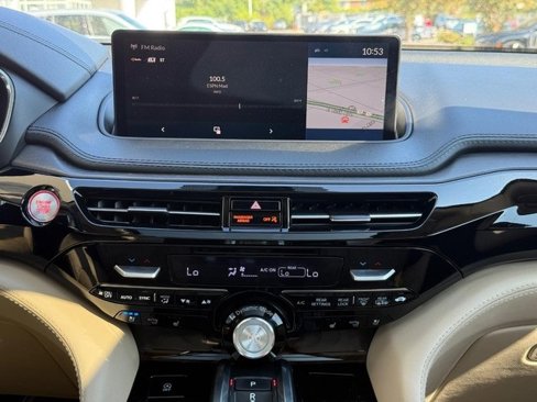Used 2023 Acura MDX SH-AWD w/ Advance Package image 13