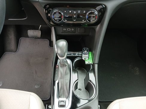 Certified 2022 Buick Encore GX Select w/ Sport Touring Package image 36