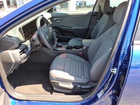 New 2025 Kia K4 EX image 12