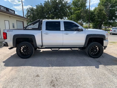 Used 2017 Chevrolet Silverado 1500 LT w/ LT Convenience Package image 1