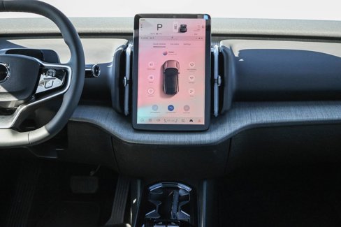 New 2025 Volvo EX30 Ultra w/ Climate Package image 15