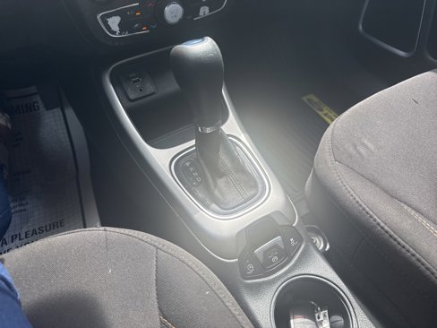 Used 2021 Jeep Compass Sport image 19