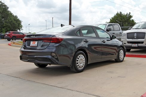 Used 2023 Kia Forte LX image 5