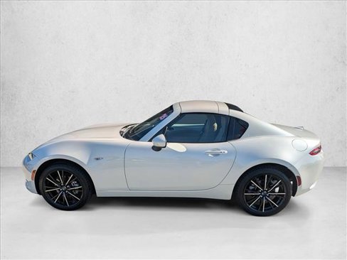 Used 2025 MAZDA MX-5 Miata RF Grand Touring image 8