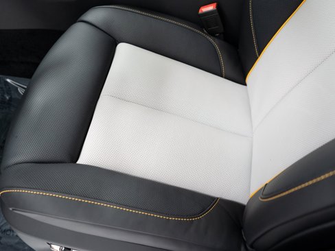 New 2025 Rolls-Royce Cullinan Black Badge image 20