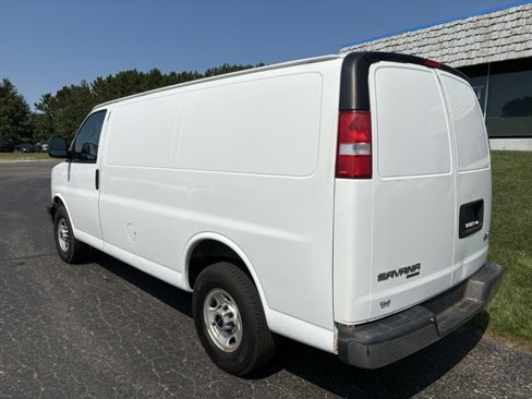 Used 2016 GMC Savana 3500 image 8
