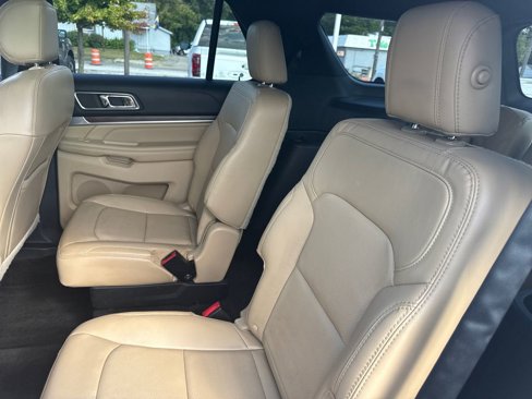 Used 2017 Ford Explorer Limited w/ Equipment Group 301A image 28