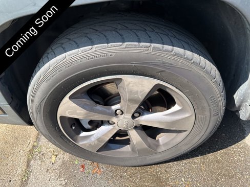 Used 2019 Jeep Cherokee Limited image 19