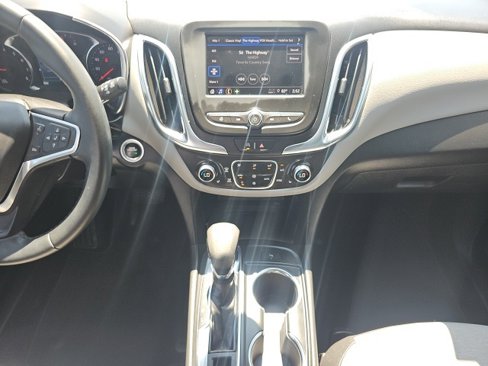 Used 2023 Chevrolet Equinox LT w/ Driver Convenience Package image 20