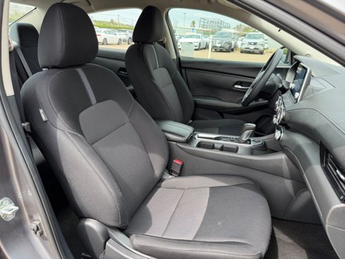 Used 2024 Nissan Sentra SV image 34