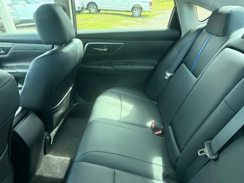 Used 2018 Nissan Altima 2.5 SR w/ SR Special Edition image 10