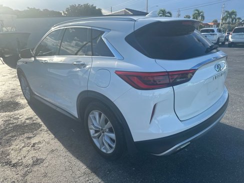 Used 2019 INFINITI QX50 Essential image 4