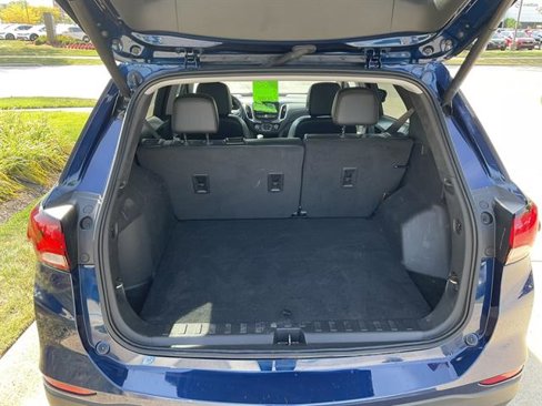 Used 2023 Chevrolet Equinox Premier image 7