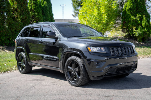 Used 2015 Jeep Grand Cherokee Altitude image 3