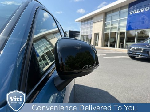 Certified 2024 Volvo XC40 B5 Plus w/ Protection Package Premier image 11