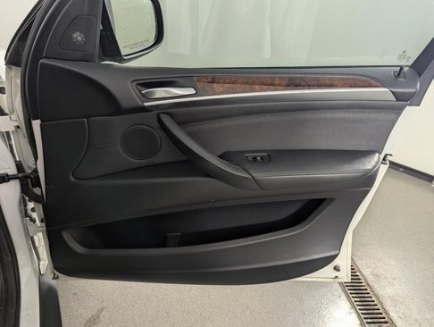Used 2012 BMW X5 xDrive35i image 21