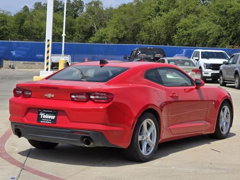 Used 2023 Chevrolet Camaro LT image 9